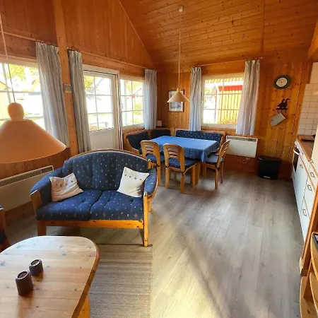 Ferienhaus Holiday House At The Useriner See, *